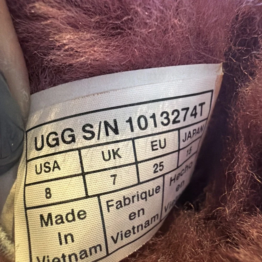UGG Kids Classic Mini Boots Mauve Purple Suede Shearling Lined Girls Size 8